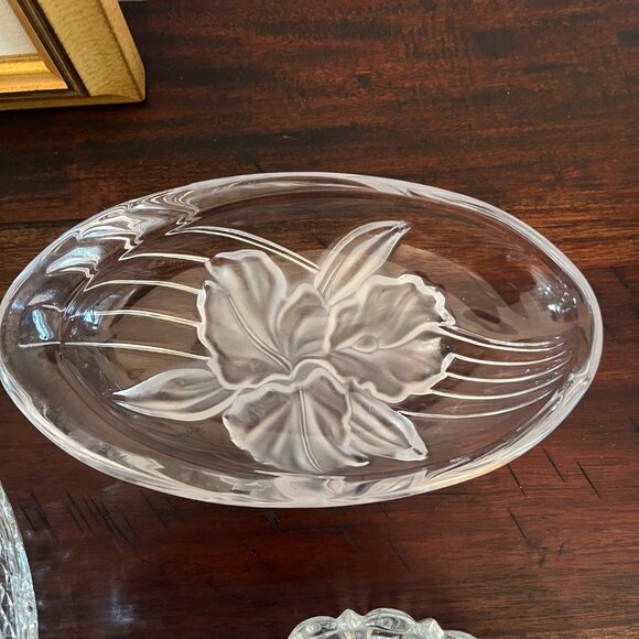 Vintage Glass Relish Jelly Butter Trinket Soap Candy  Cottagecore Grannycore - Picture 4 of 6